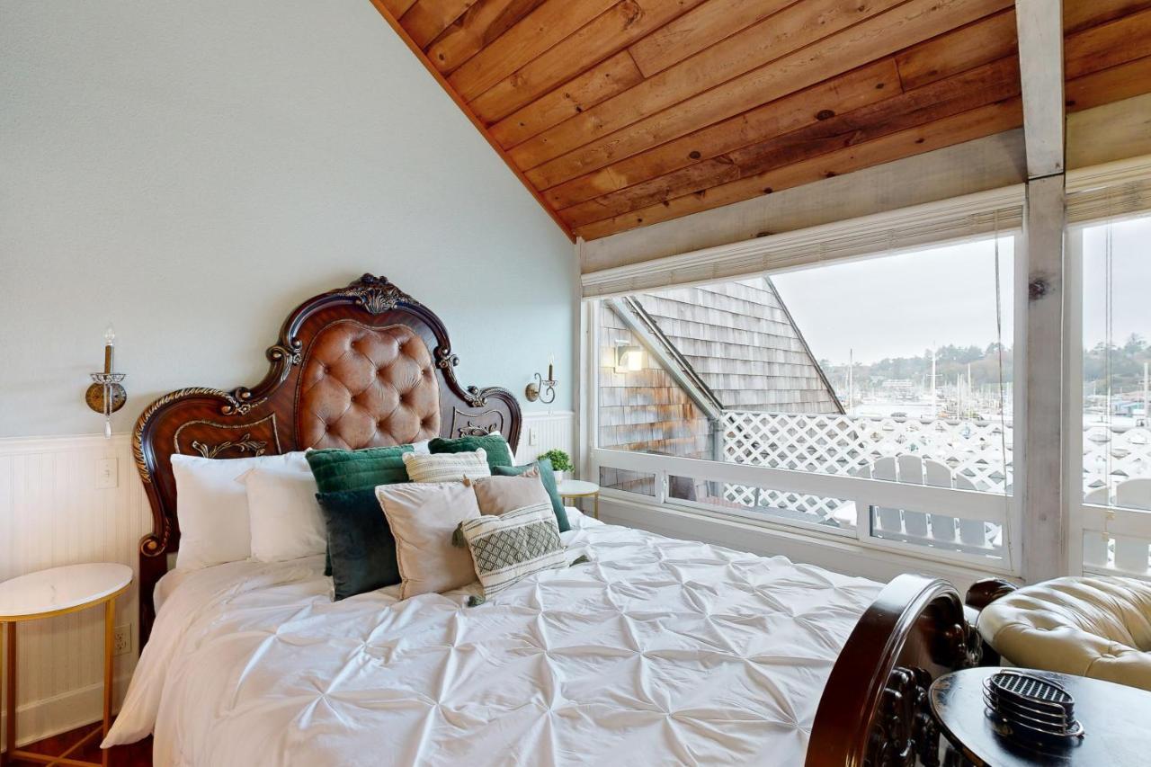Beautiful Briny Retreat Villa นิวพอร์ต ภายนอก รูปภาพ
